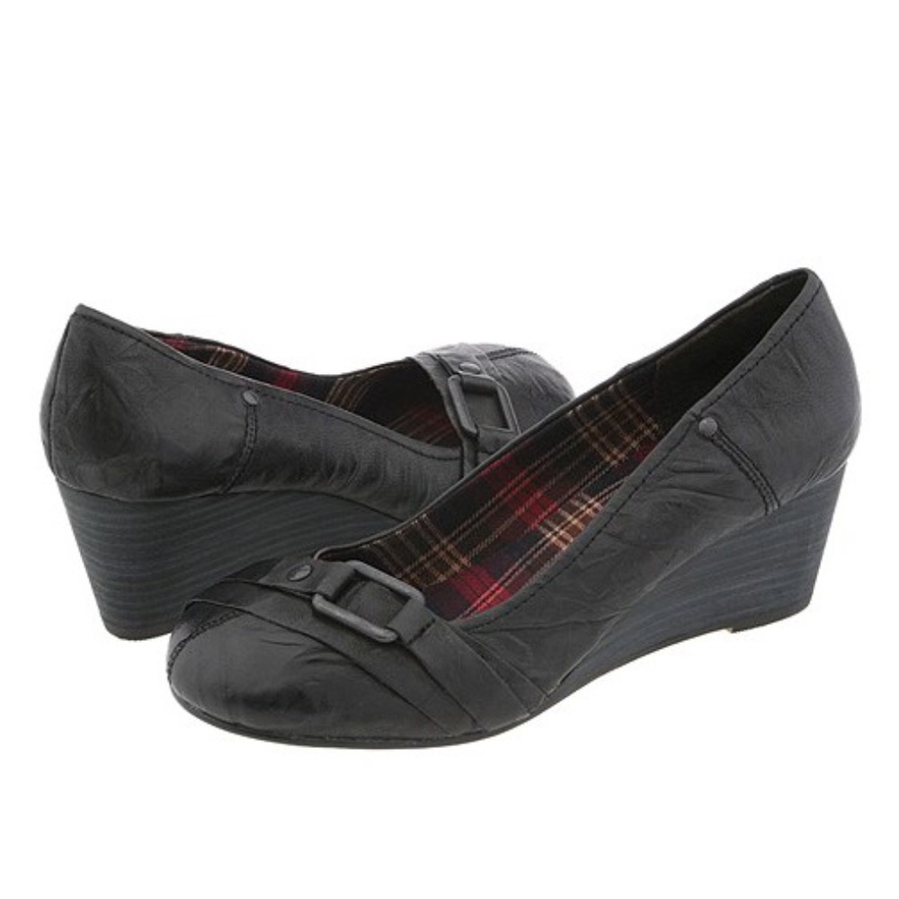 Seychelles Celestial Black Leather Wedge
